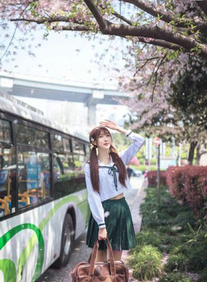 女教师在线观看