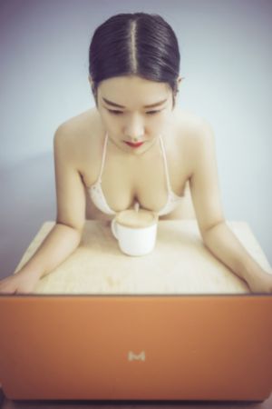 大胸儿媳妇hd