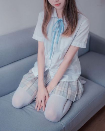 改变土味女孩的纯洁交往高级版