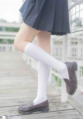 萌白酱喷水视频