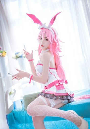 年经的妈妈