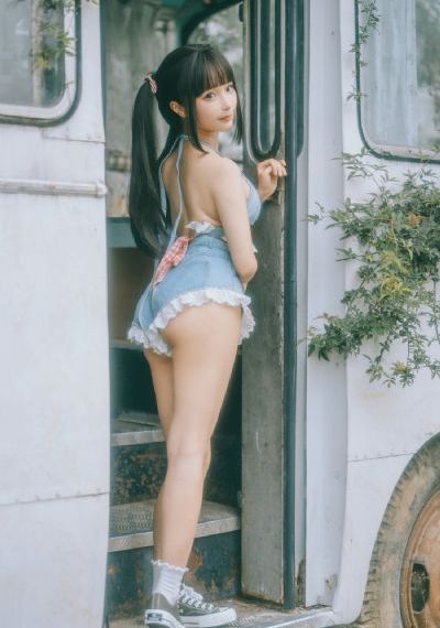 少年白马